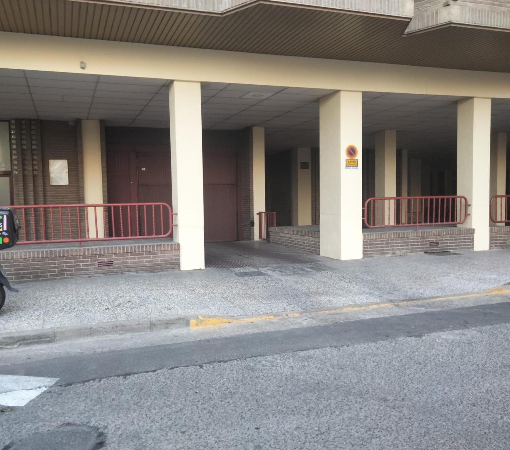 Apartamentos San Lazaro 2 Zaragoza Luaran gambar