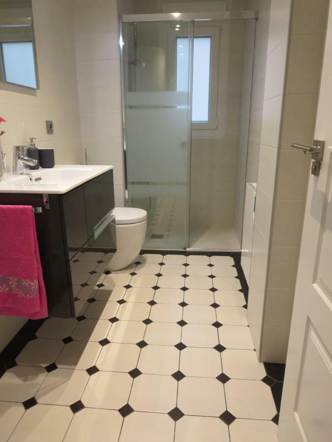 Apartamentos San Lazaro 2 Zaragoza Luaran gambar