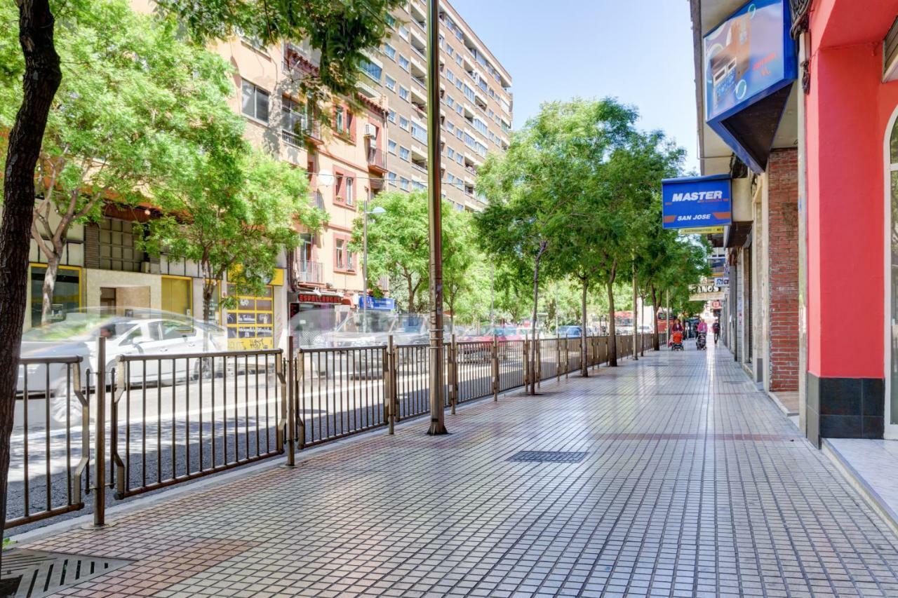 Apartamentos San Lazaro 2 Zaragoza Luaran gambar
