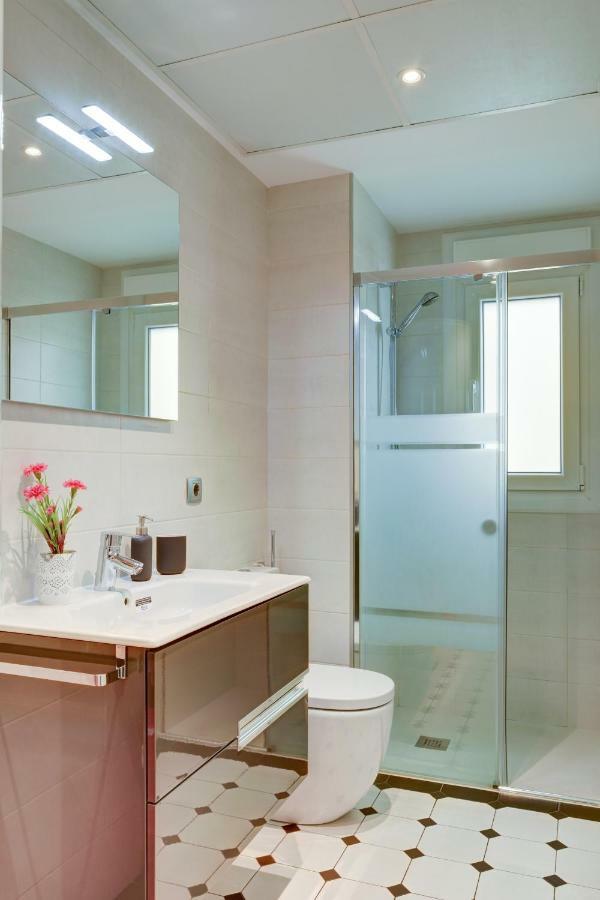 Apartamentos San Lazaro 2 Zaragoza Luaran gambar