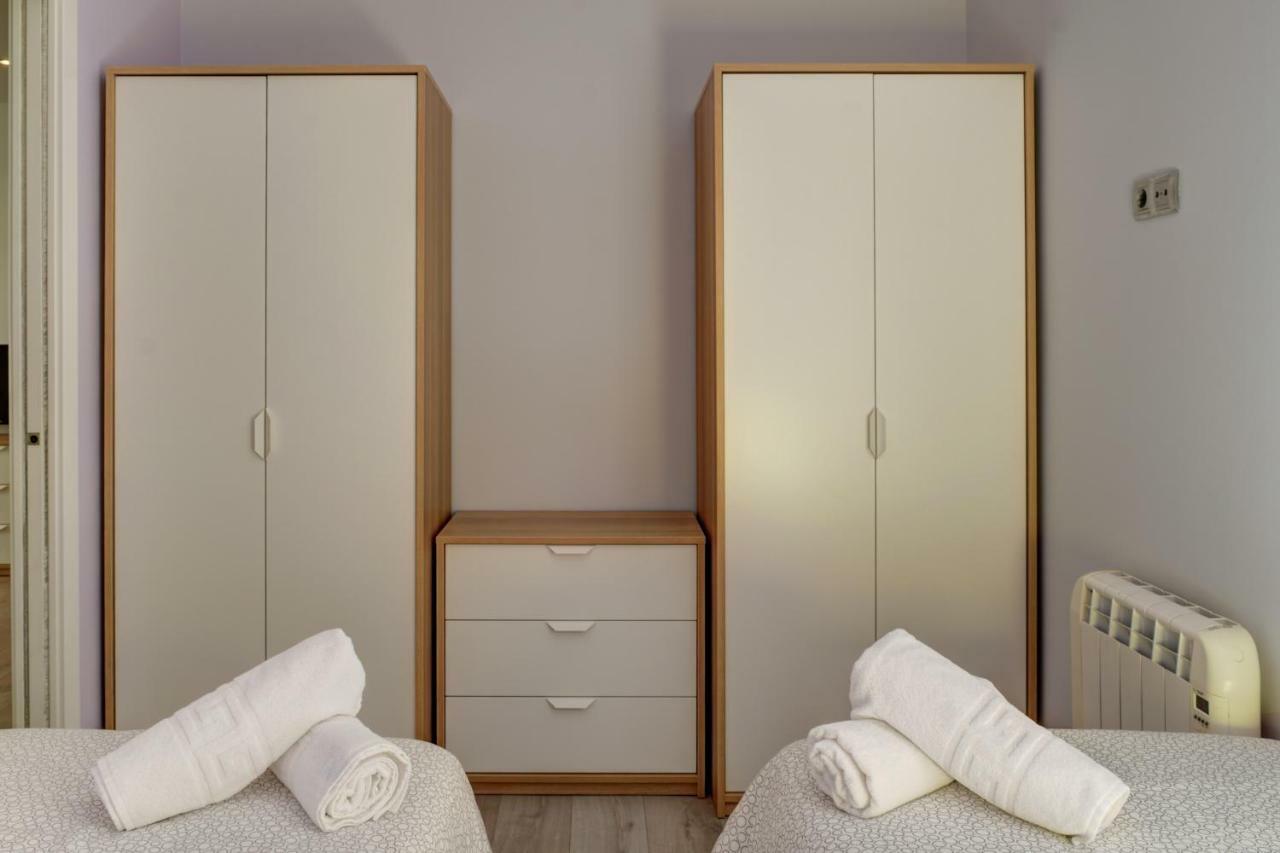 Apartamentos San Lazaro 2 Zaragoza Luaran gambar